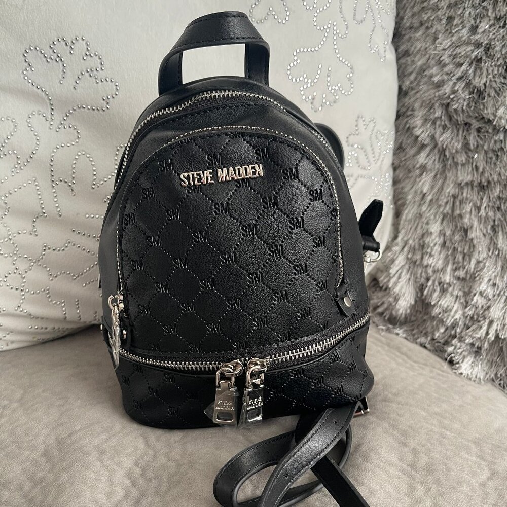 BNWT Black & Silver Small Steve Madden Convertible Backpack/Side/Cross Bag!